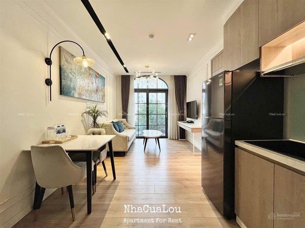 Cho thuê căn hộ mới xây 100% , full nội thất  ngay q1  gần q4 , q10 , nguyễn huệ , bùi viện