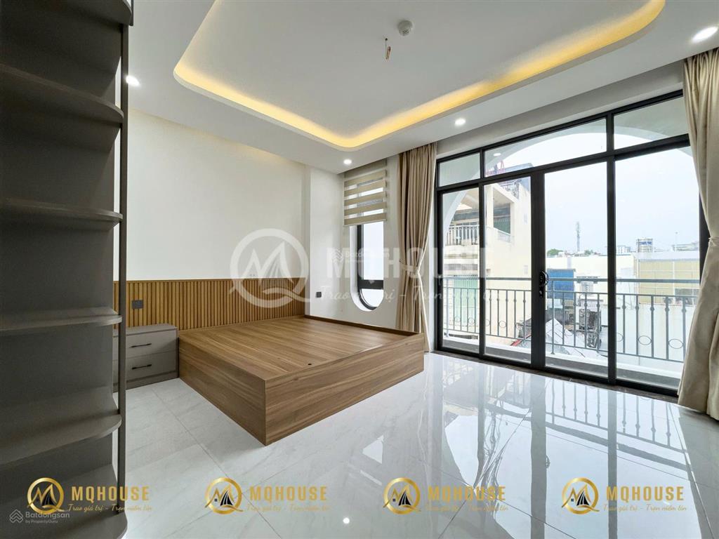 Cho thuê căn hộ mới xây 100%, full nội thất  ngay q1  sát q4, bùi viện, nguyễn huệ, ...