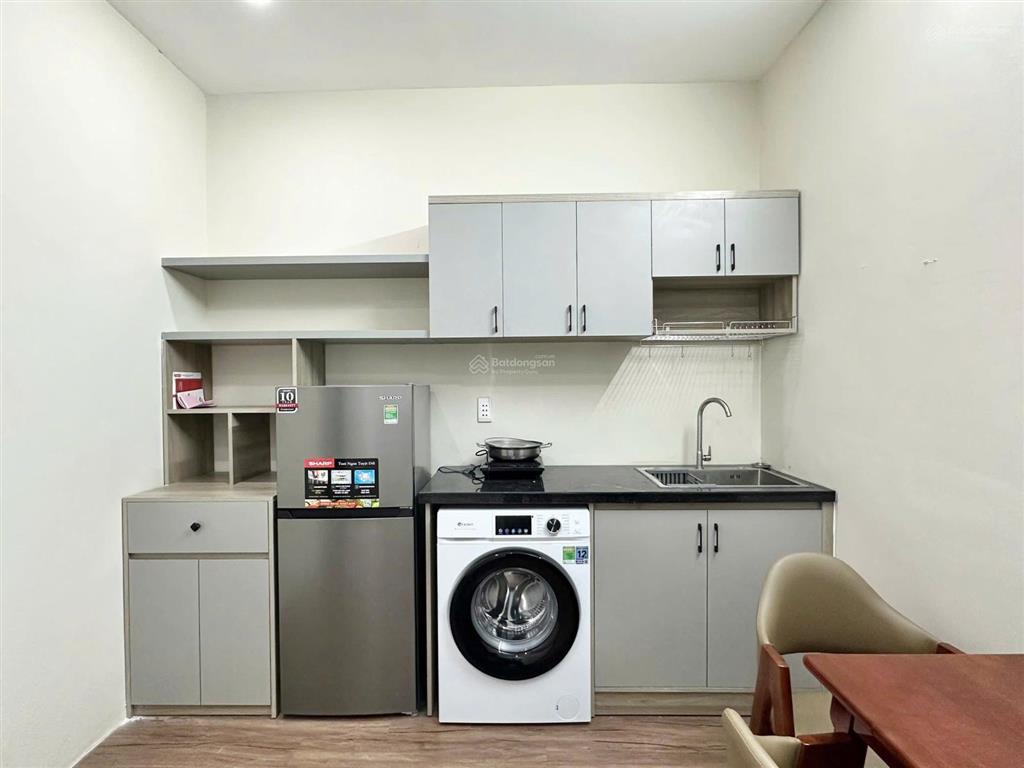 Cho thuê căn hộ mới xây 100%, full nội thất  ngay q1  sát q4, bùi viện, nguyễn huệ, ...