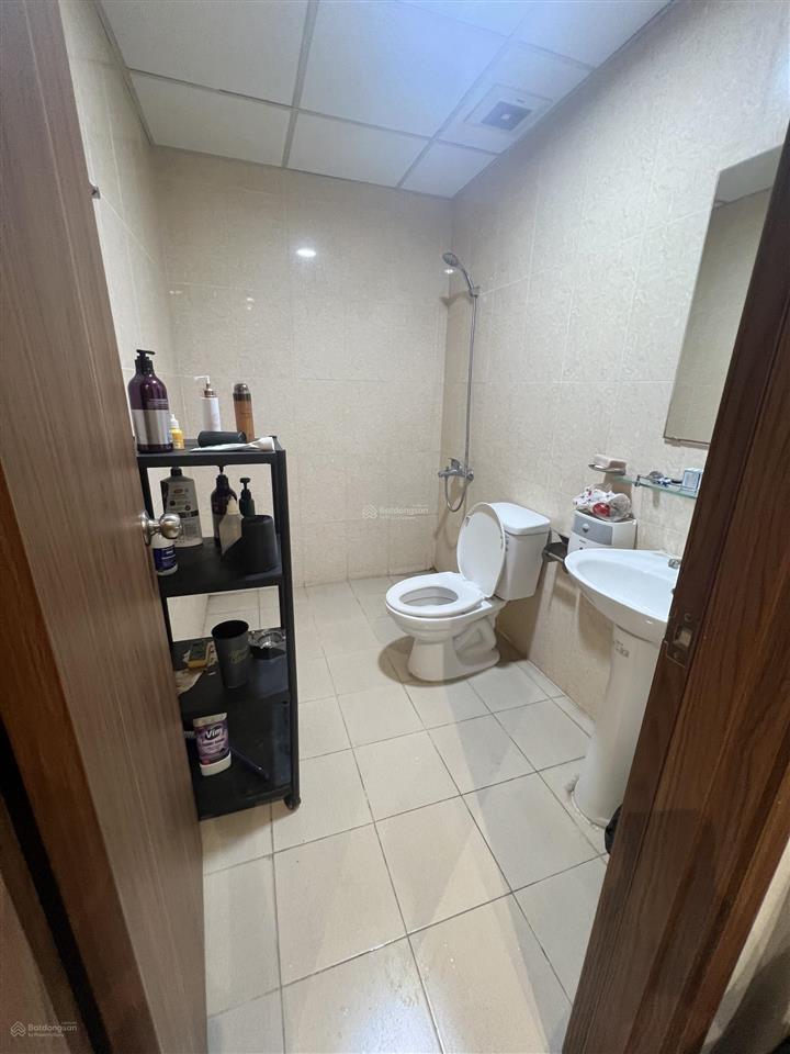 Giá tốt az lâm viên 82m2 thông thuỷ, 90m2 tim tường.
thiết kế 2n, 2vs rộng, 1 ban công, khách, bếp