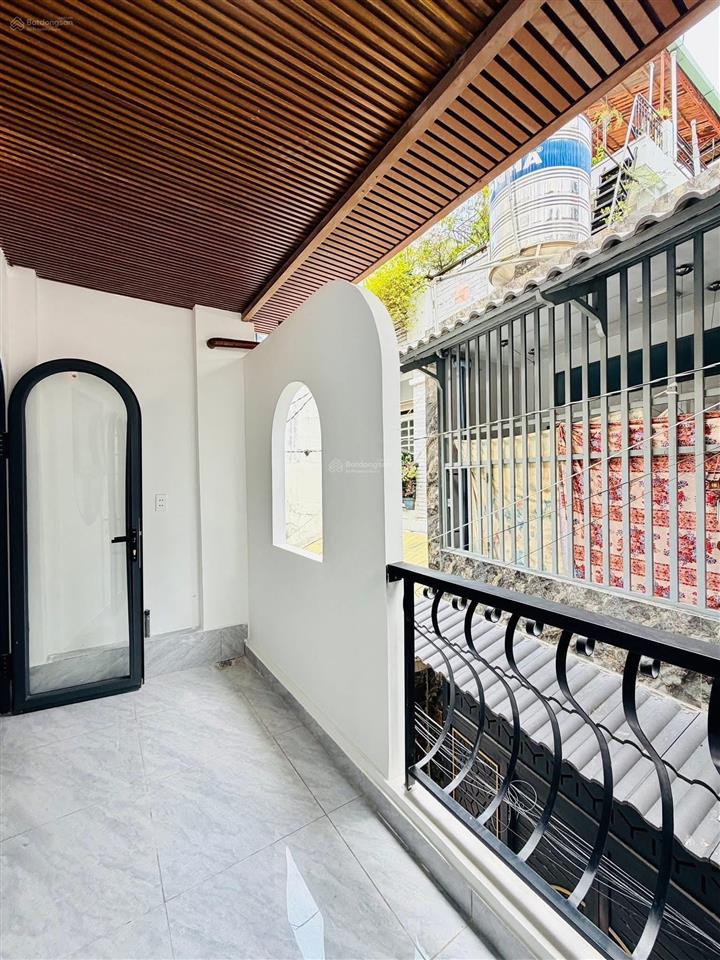 Cô hai bán gấp nhà 55m2 lê quang định gò vấp với giá 2 tỷ980
