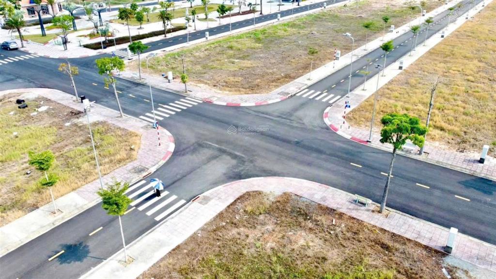 Bán đất tại khu đô thị bắc sài gòn, 990 triệu, 100m2