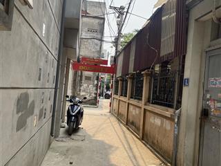 Bán đất xây ccmn ngõ thông ô tô 7 chỗ chỉ 10m ra phố