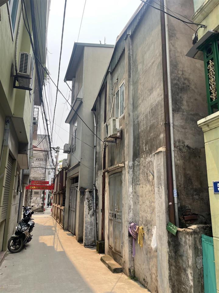 Bán đất xây ccmn ngõ thông ô tô 7 chỗ chỉ 10m ra phố