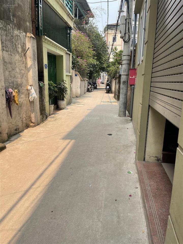Bán đất xây ccmn ngõ thông ô tô 7 chỗ chỉ 10m ra phố