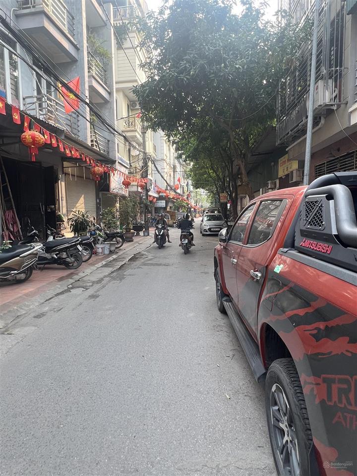 Mặt tiền 4m²  dt 61m²  4 tầng  kinh doanh đỉnh, dòng tiền ổn định