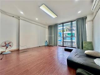 Cho thuê nguyên tầng  3 phòng ngủ  bancony  làm văn phòng  kinh doanh  studio  cực rộng