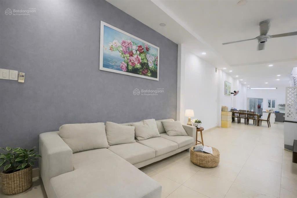 Bán nhà linh đông khu phân lô đồng bộ diện tích 97m2 giá 8.5 tỷ (mua đất tặng nhà)