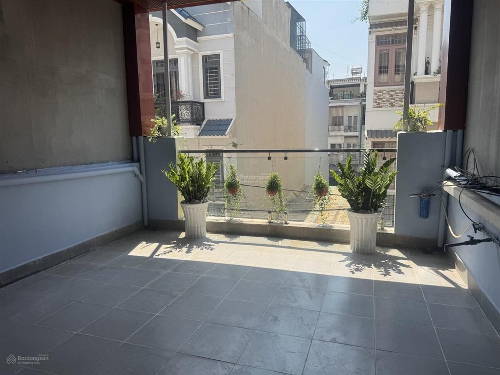 Bán nhà linh đông thủ đức 3 tầng hẻm 8m xe hơi sát phạm văn đồng giá 6.6 tỷ