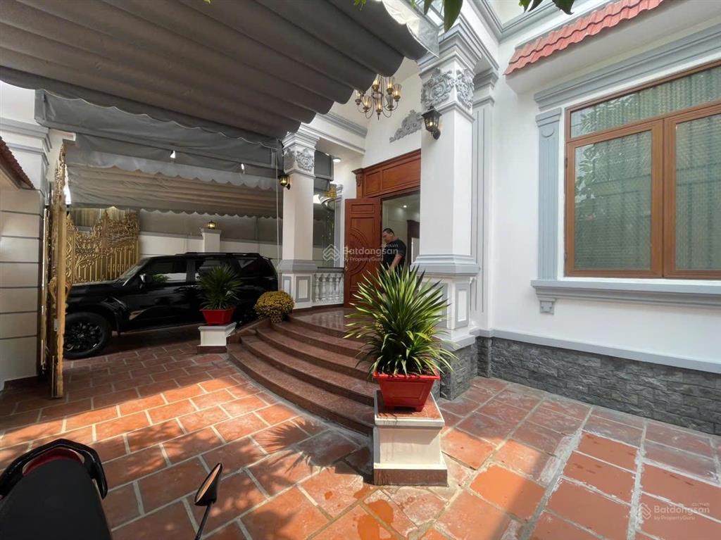 Tôi chính chủ cần bán căn biệt thự ngang 12 x 21m gần trường cđ điện lực