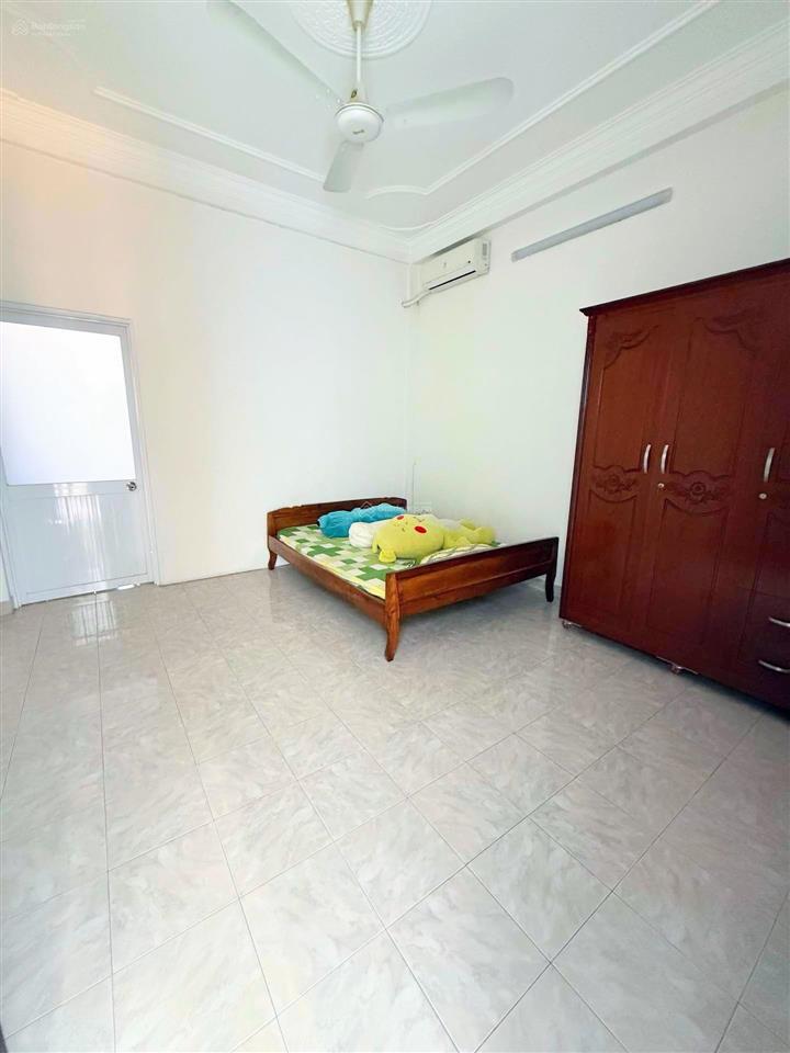 Bán nhà đẹp khu vip bình phú quận 6  mặt tiền đường 16m, đường số  dt 72m2, 4x18m, 4 tầng