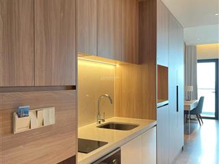 Cần bán gấp căn studio toà a khách sạn alacarte hạ long view biển tầng cao giá 3,38 tỷ 0762 886 ***