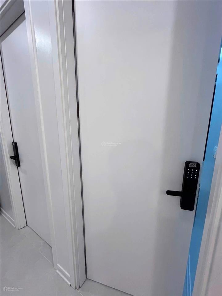 Cho thuê cc mini 2pn,1wc 45m2 tại nguyễn đình hoàn, cầu giấy, 11 triệu vnd