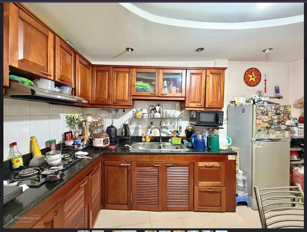 Giảm mạnh bán nhanh nhà hxh huỳnh văn bánh p13 phú nhuận, dt 49m2, 3.1x16m, 3tầng, gía 9.9tỷ mỹ lệ