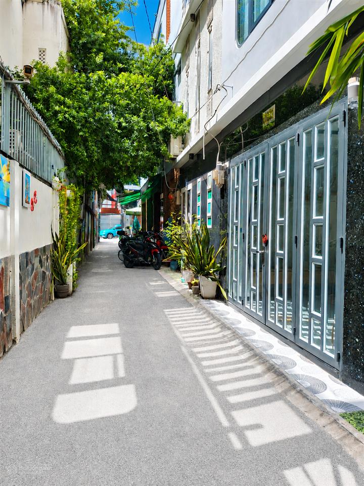 Bán nhanh nhà hxh nguyễn văn đậu, p5, bình thạnh, dt 23m2, 5 tầng btct, giá 6.6 tỷ, m lệ 0822 291 ***