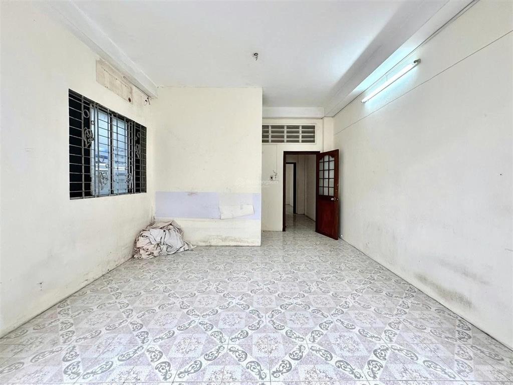 Bán nhanh nhà hxh huỳnh văn bánh, p.13, phú nhuận 4.5x15 68m2, 3 tầng, 3pn, giá bán 13.5 tỷ, m.lệ