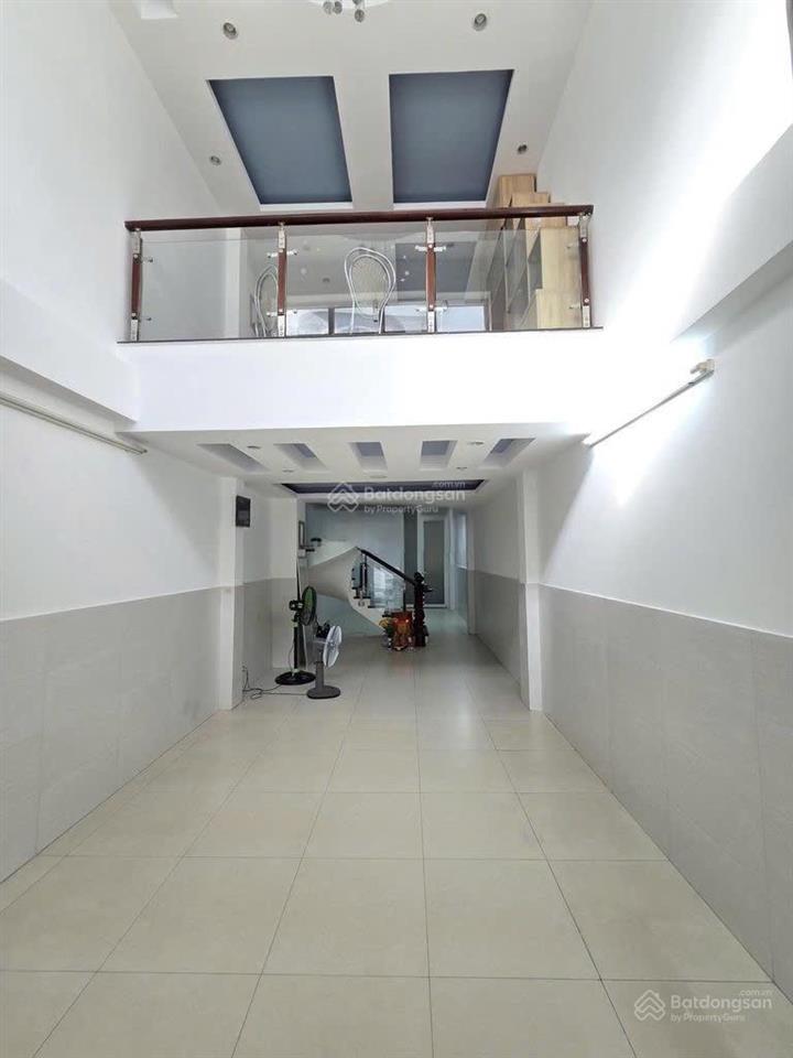 Giảm mạnh bán nhà hxhlê văn sỹ p13 phú nhuận, dt 49m2, 3.1x16m, 3tầng, gía 9.9tỷ mỹ lệ 0822 291 ***