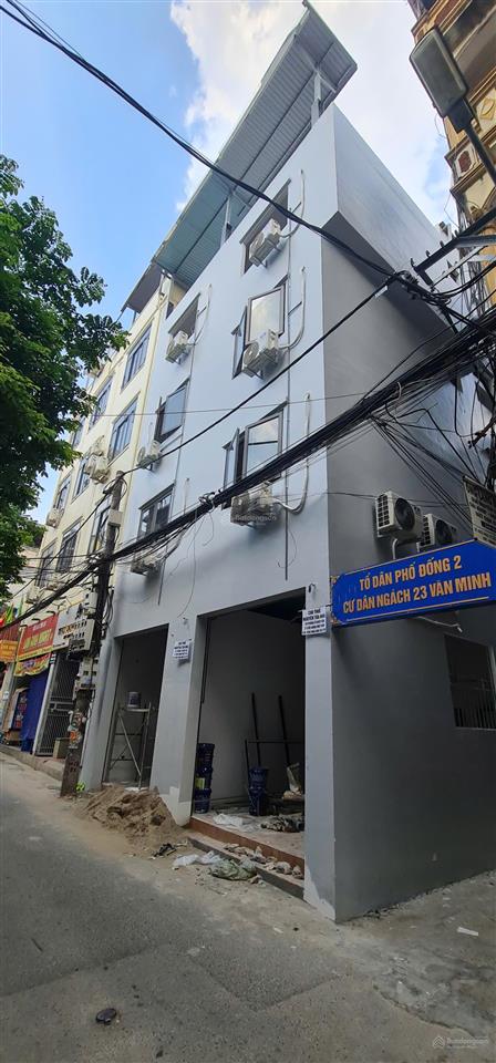 Cho thuê nguyên tòa nhà mặt đường cổ nhuế, dt 80m² x 4 tầng 1 tum có 2 cửa hàng. giá 48 tr/ tháng