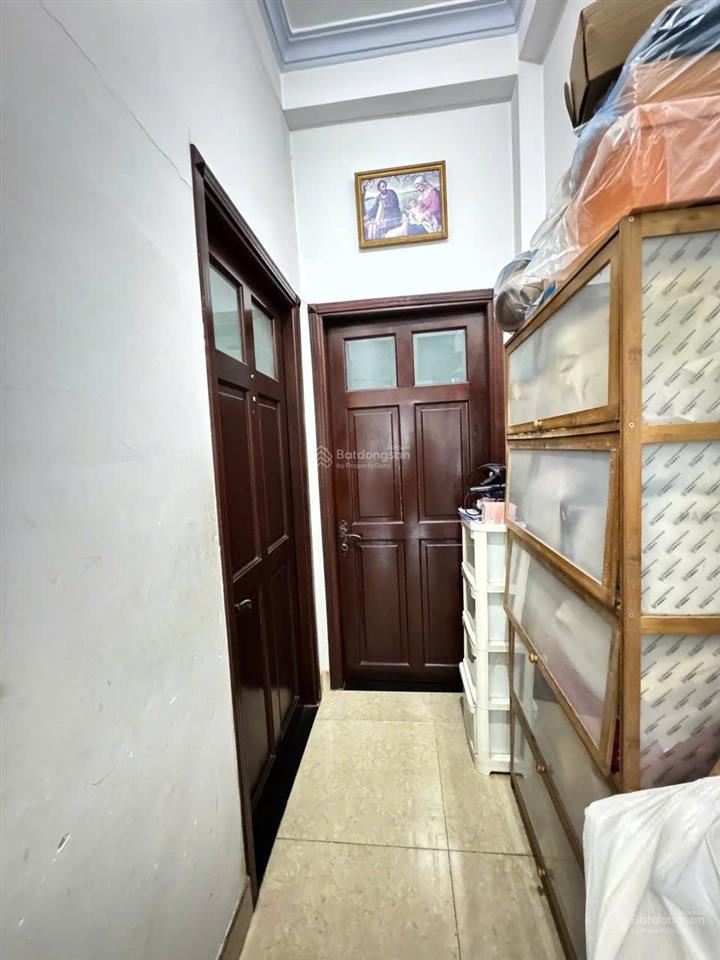 Bán gấp mặt tiền ca văn thỉnh, ngang 5m hiếm có, 2 tầng kiên cố, hđt 30 triệu chỉ chưa tới 18 tỷ