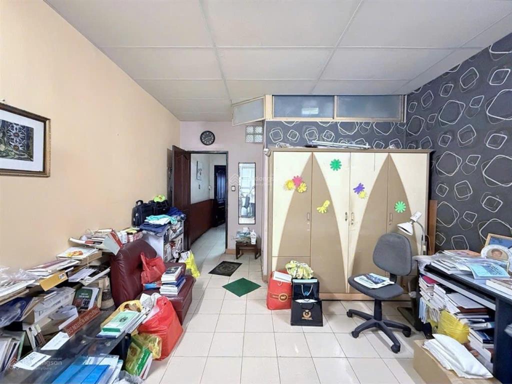 Bán gấp siêu đỉnh mt nguyễn văn đậu,4x25,3 tầng,hđt45 triệu,giá bán gấp đi mỹ 18,9 tỷ tl mạnh