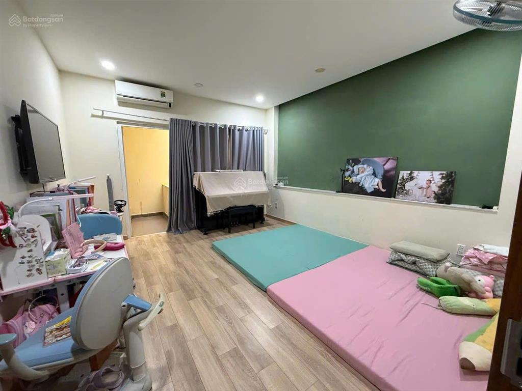 Mặt tiền giá hời khu sân bay,6x16,hđt 55 triệu/m2,5 tầng,nhất chi mai tiền năng tăng giá cao 22,9t