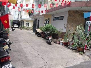 Bán gấp nhà riêng tại lý thánh tông, 8,8 tỷ, 70m2, 5pn, 4wc, 4 tầng.