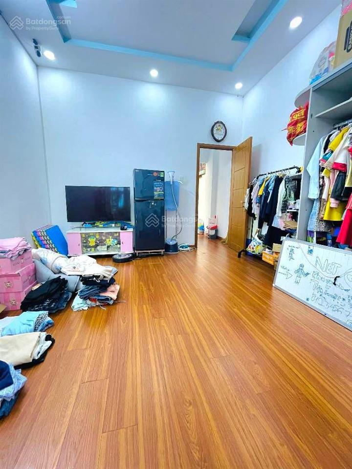 Bán nr tại tô hiệu, 6,95 tỷ, 68m2, 3pn, 2wc, sổ đỏ, 2 tầng, mặt tiền 4m