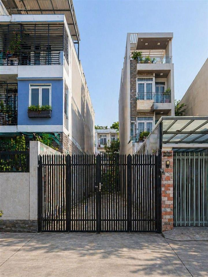 Đất đẹp 120m2 khuông việt  sát q11  hẻm 8m xe tải