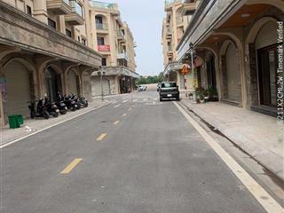 Chính chủ gửi bán cắt lỗ căn liền kề him lam thường tín, sẵn sổ, vào ở ngay