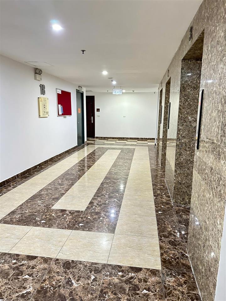 Bán căn 2 phòng ngủ 2wc 63m2 sổ đỏ chính chủ tòa rice city linh đàm full nội thất đẹp, tầng trung