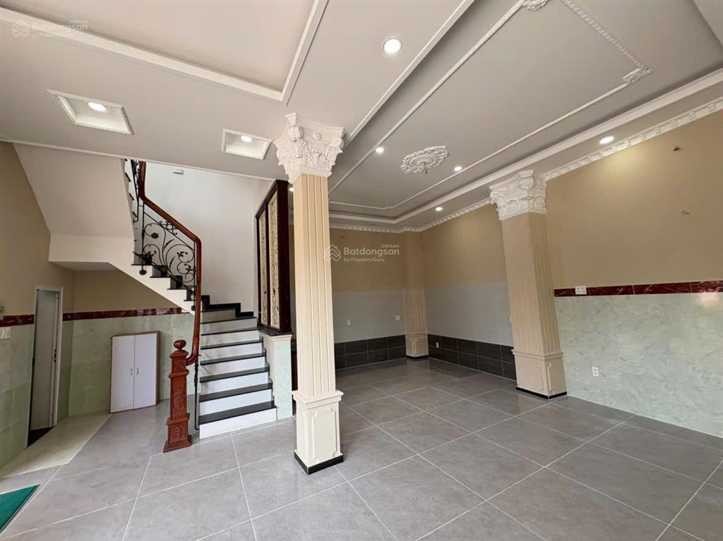 Mới kinh doanh ngay mtkd ngay the global city 68m2 4 tầng căn góc ngay công viên  phước bình