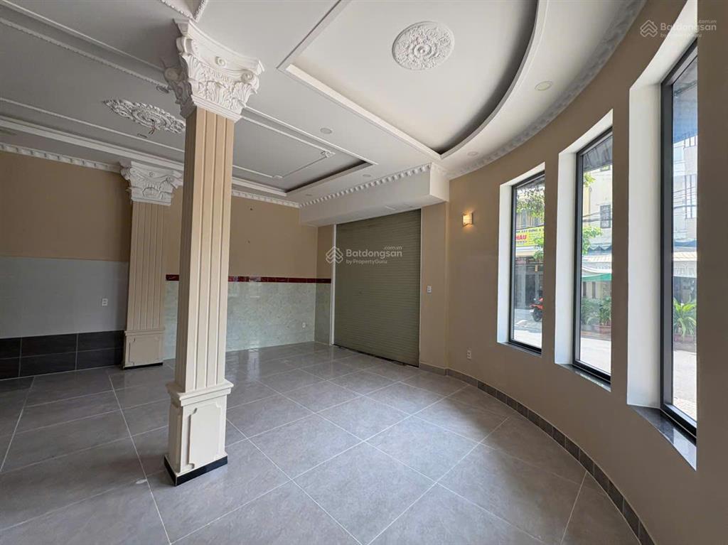 Mới kinh doanh ngay mtkd ngay the global city 68m2 4 tầng căn góc ngay công viên  phước bình