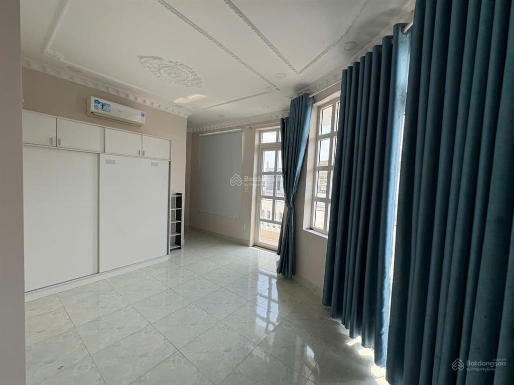 Mới kinh doanh ngay mtkd ngay the global city 68m2 4 tầng căn góc ngay công viên  phước bình