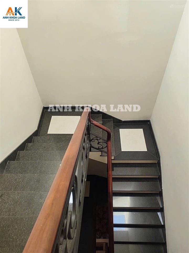 Kdc lucky dragon ngay đỗ xuân hợp hiếm căn bán 15 tỷ 102m2 ngang 5m.