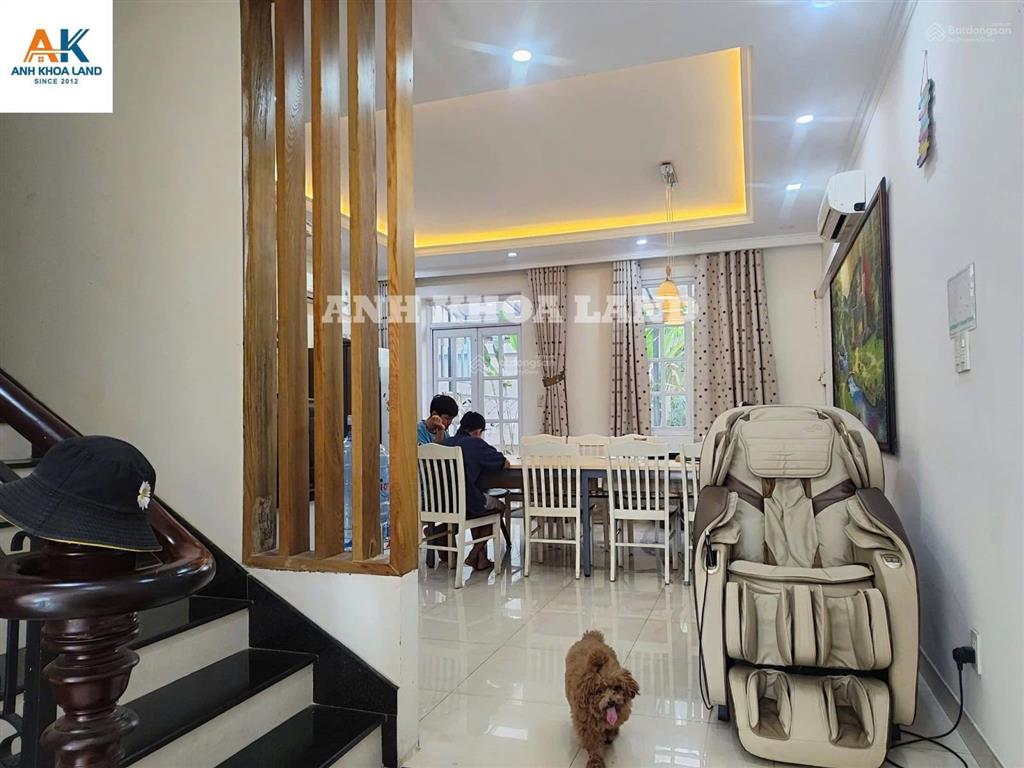 Kdc lucky dragon ngay đỗ xuân hợp hiếm căn bán 15 tỷ 102m2 ngang 5m.