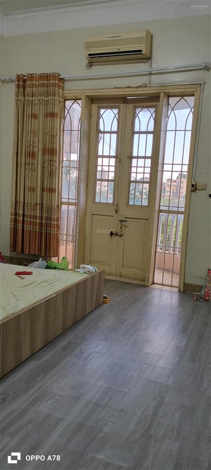 Cho thuê nhà mặt phố tại 83 thịnh liệt, 25 triệu, 200m2 đẹp, nhiều tiện ích chỉ với