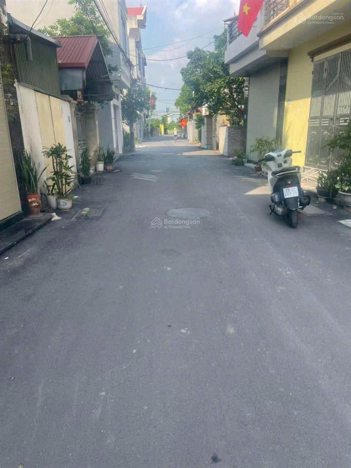 Ông bà đã mua nhà ở châu âu định cư, còn thiếu tiền vay nóng nên cần bán gấp lô đất ở xuân canh