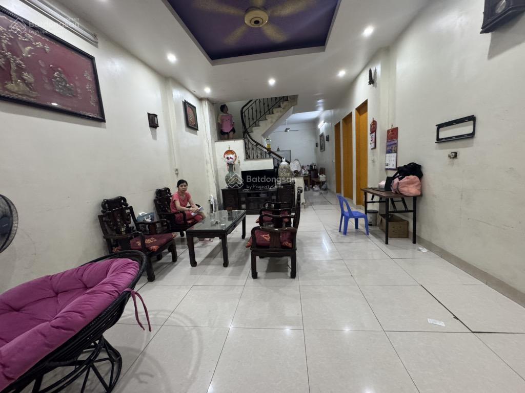 Bán nhà tái định cư ngọc thụy 80m², 4 tầng , mt 4,5m vỉa hè ôtô tránh giá 22,5 tỷ có tl .