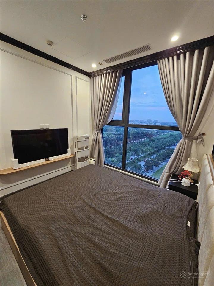 3ngủ+1 căn lớn nhất tại toà r102