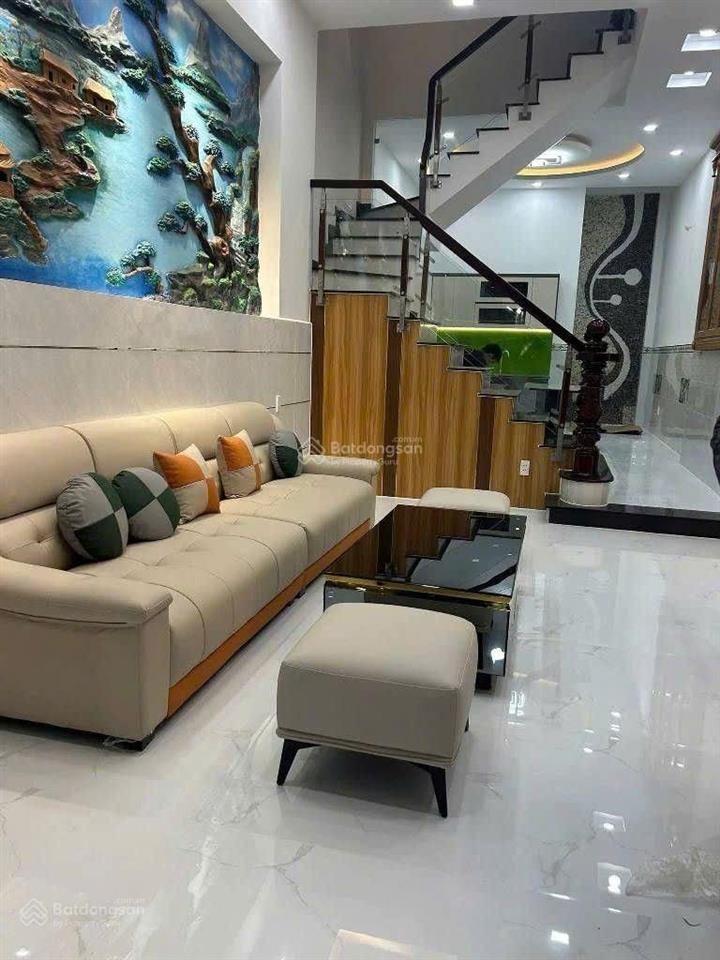 Nhà đẹp khu đồng bộ hẻm oto thông gần 4 xã