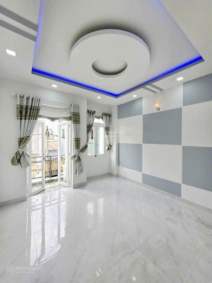 Nhà đẹp khu đồng bộ hẻm oto thông gần 4 xã