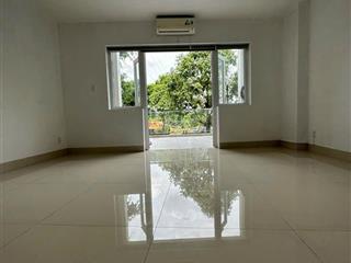 Bán nhà mặt tiền lê thị riêng, 3 lầu, đối diện ủy ban quận 12, lề đường siêu rộng để kinh doanh