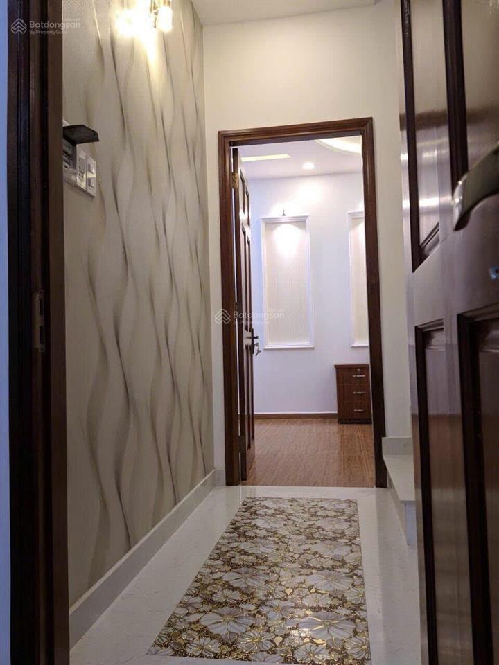 Xuất ngoại bán nhà mặt tiền lê thị riêng, 4 lầu mới ngay ubnd quận 12 cũ chỉ 8.6 tỷ