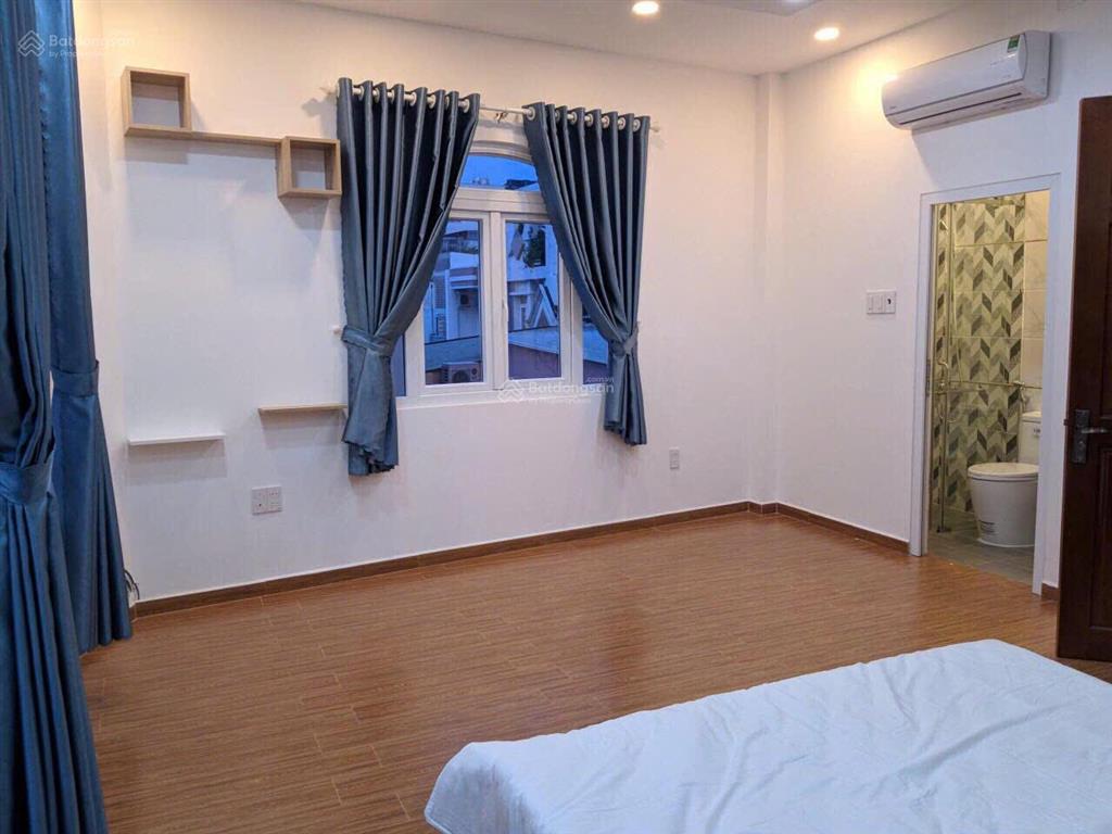 Xuất ngoại bán nhà mặt tiền lê thị riêng, 4 lầu mới ngay ubnd quận 12 cũ chỉ 8.6 tỷ