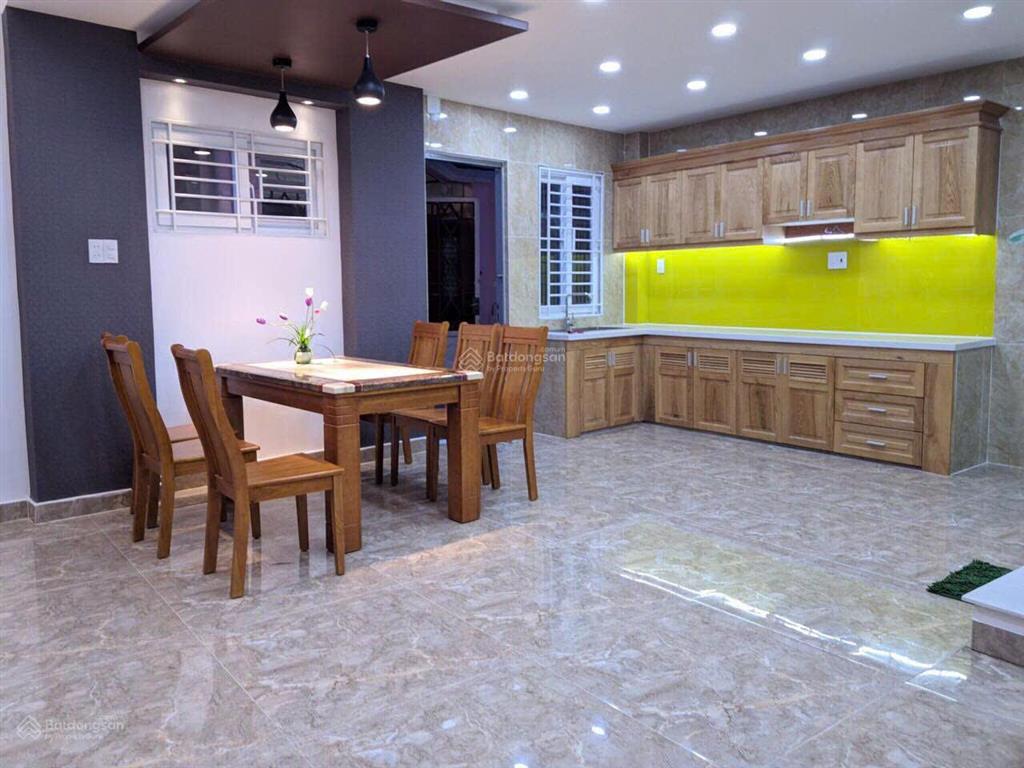 Xuất ngoại bán nhà mặt tiền lê thị riêng, 4 lầu mới ngay ubnd quận 12 cũ chỉ 8.6 tỷ