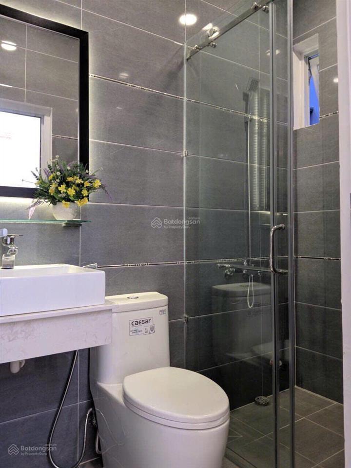Xuất ngoại bán nhà mặt tiền lê thị riêng, 4 lầu mới ngay ubnd quận 12 cũ chỉ 8.6 tỷ