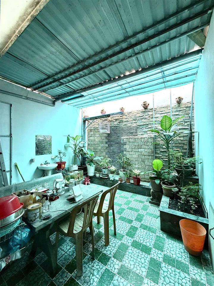 Bán nhà mặt tiền dương thị mười, 4 lầu mới cứng, chỉ 12 tỷ, gần bệnh viện quận 12, kinh doanh tốt