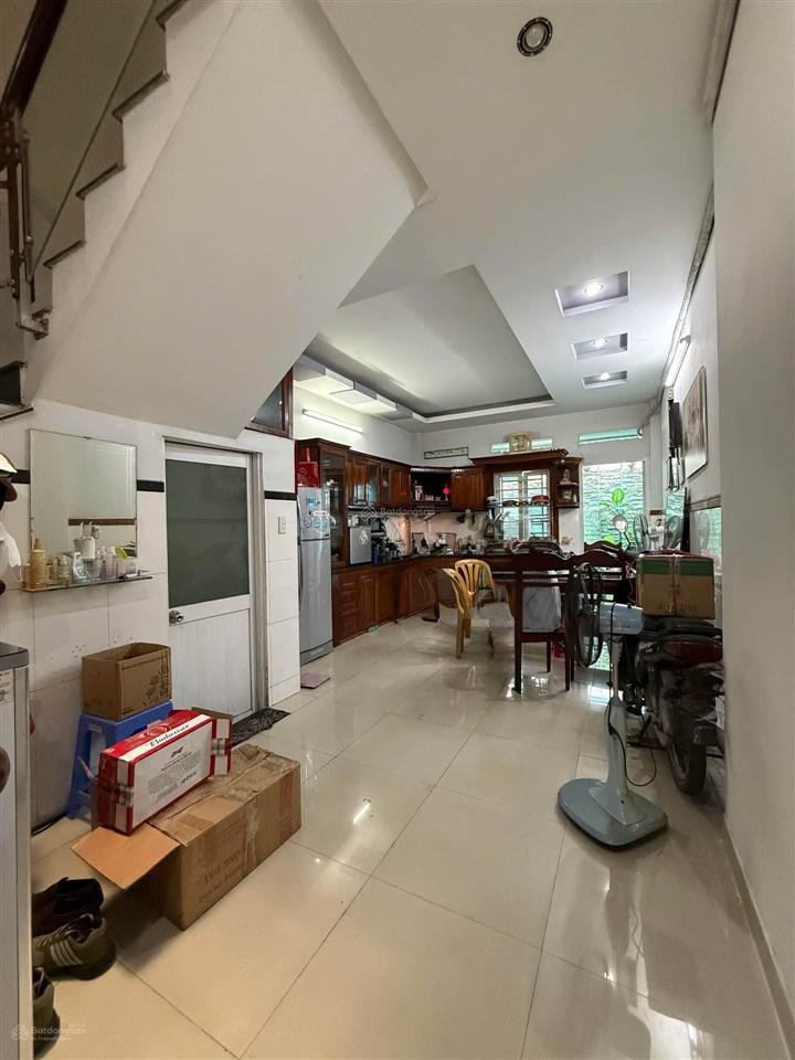 Bán nhà mặt tiền dương thị mười, 4 lầu mới cứng, chỉ 12 tỷ, gần bệnh viện quận 12, kinh doanh tốt