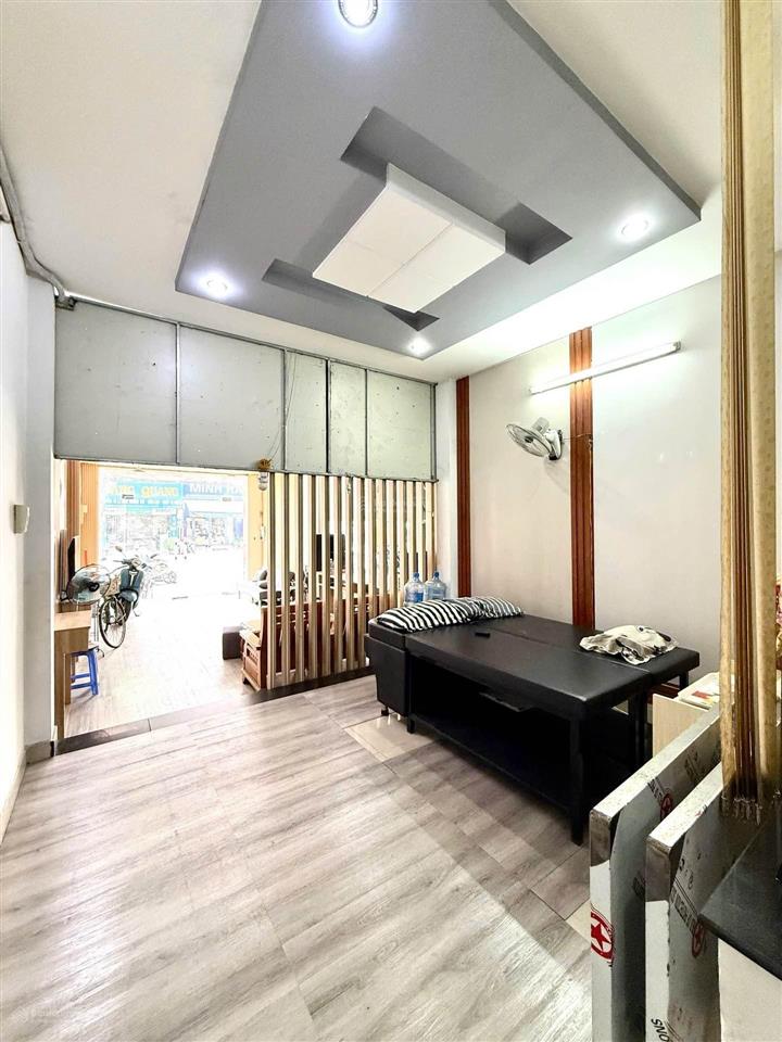Bán nhà mặt tiền dương thị mười, 4 lầu mới cứng, chỉ 12 tỷ, gần bệnh viện quận 12, kinh doanh tốt