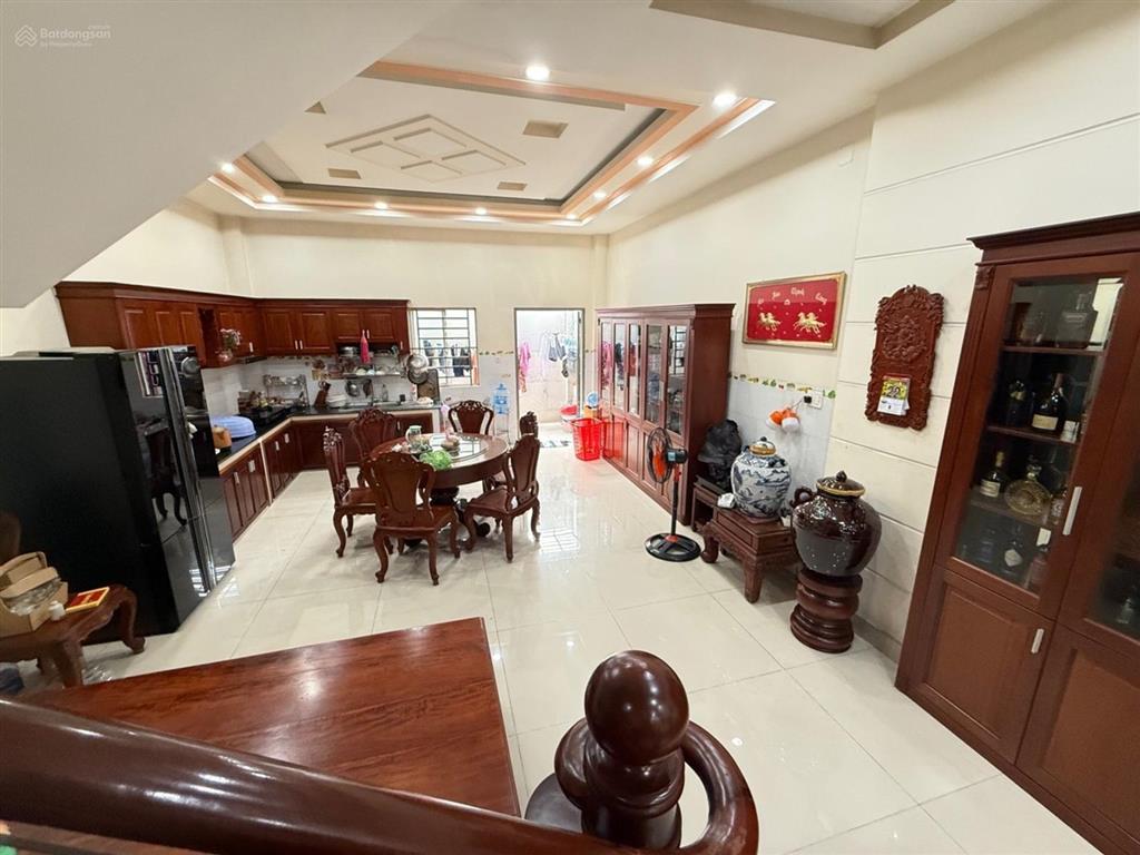 Bán nhà 3 lầu góc 2 mặt tiền đường nguyễn thị búp hiệp thành city 5,5x18 đối diện công viên